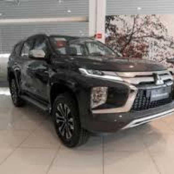 2 PAJERO SPORT 2024 OU 770K NO PIX!